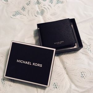 NWT Men’s Michael Kors Wallet